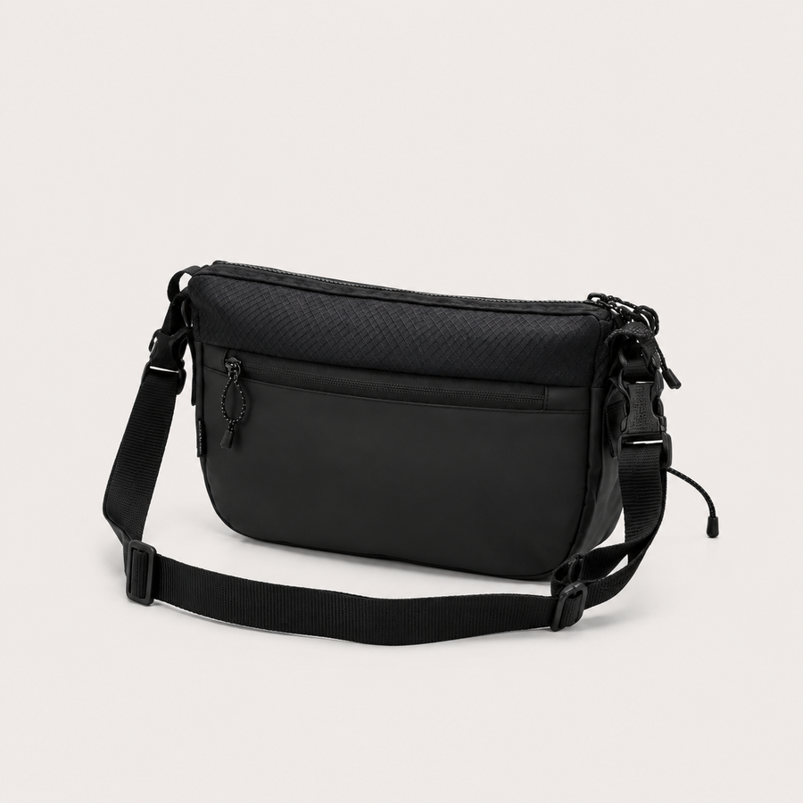 Back panel with rear zip pocket and stabilizer strap